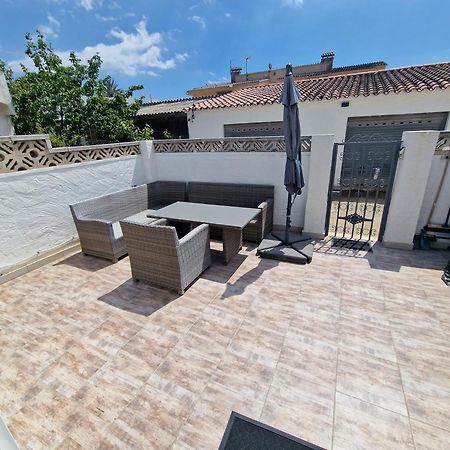 شقة Apartamento Badia 24-2 إمبوريابرافا المظهر الخارجي الصورة